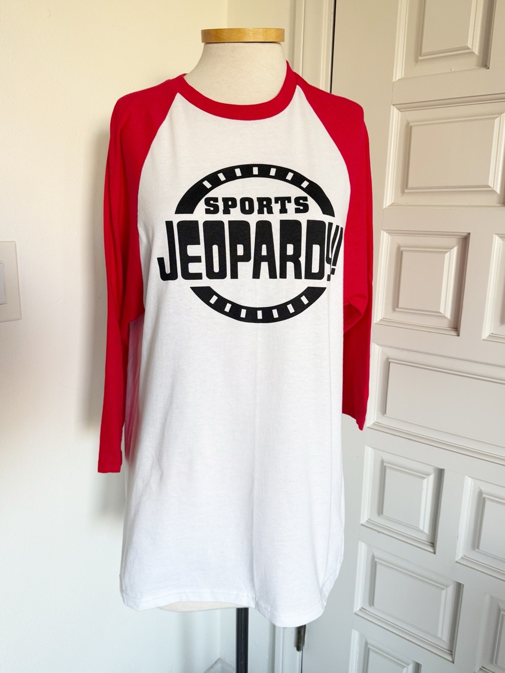 NWOT Sports Jeopardy! Baseball White T-Shirt Red Sleeves Unisex Size Medium
